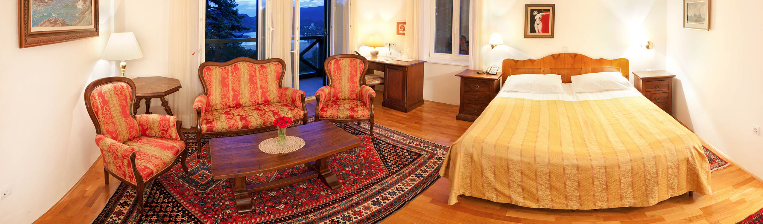 Hotel Triglav Bled - nočitev z zajtrkom in gourmet večerjo ob Blejskem jezeru