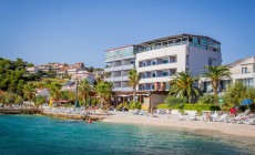darilni_paketi_hotel_san_antonio_podstrana_1