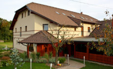 turisticna_kmetija_rozengrunt_pri_mihelicu_zunaj-prva-web-zacasna