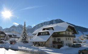 Penzion Livada - Nočitev s pogledom na gore