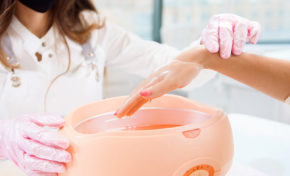 salon Eva wellness spa nega telo obraz dekolte razvajanje sprostitev roke kozmetika lepota