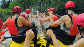 OUTDOOR SLOVENIA: Razburljiv rafting na Bledu