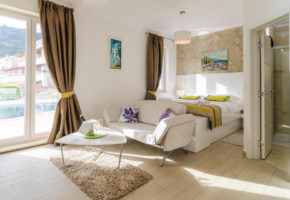 Pine Tree Boutique Apartments - Luksuzni oddih na atraktivnem mediteranskem biseru