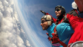 Sky Dive Lesce - Tandemski skok s padalom za eno osebo s slikanjem in snemanjem