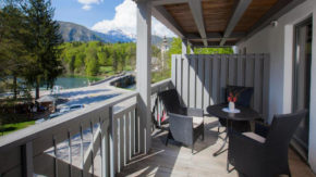 hotel jezero turizem Bohinj gorenjska bazen fitnes šport zajtrk nočitev