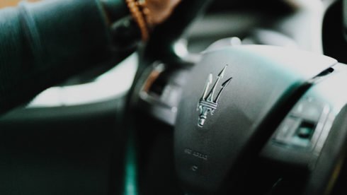 Svet najemov - Dnevni najem Maseratija (med vikendom, izven sezone)