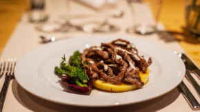 Hiša-Posebne-Sorte gourmet lokalno primorska domače tradicija vino