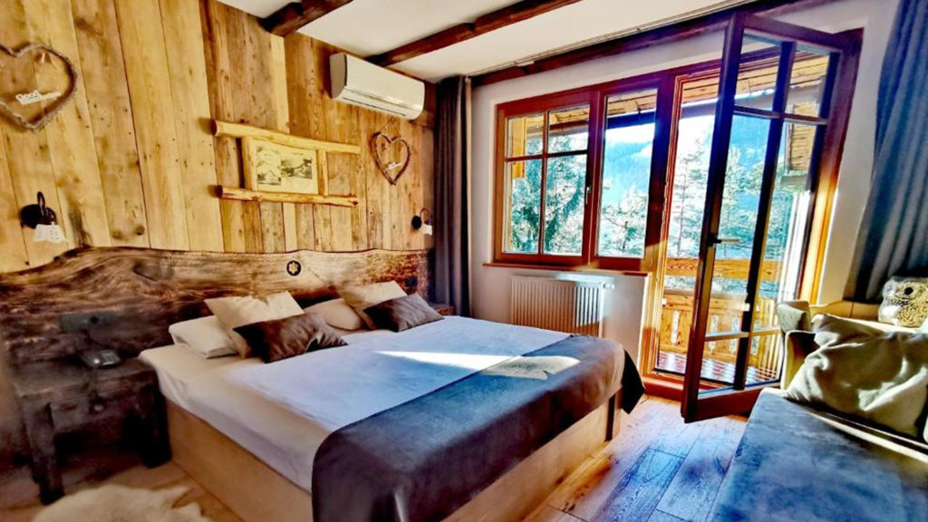 hotel Ribno Bled turizem nočitev Triglav gorenjska Alpe wellness masaža