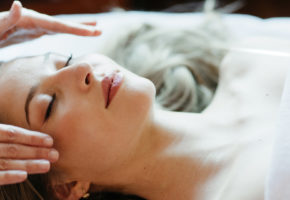 Zlata masaža in obrazna peel-off zlata maska