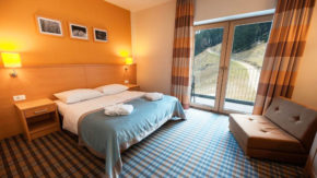 Wellness Hotel Montis - 2x nočitev s polpenzionom v Superior sobi