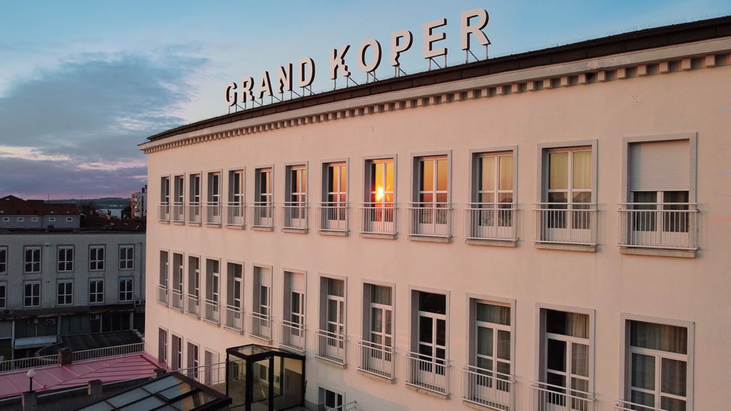 Hotel Grand Koper zunanjost