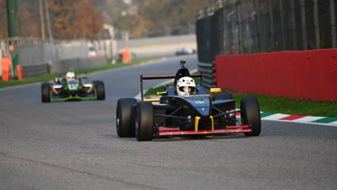 Racing in Italy - Dirkalni tečaj s Formulo 4 BMW FB02